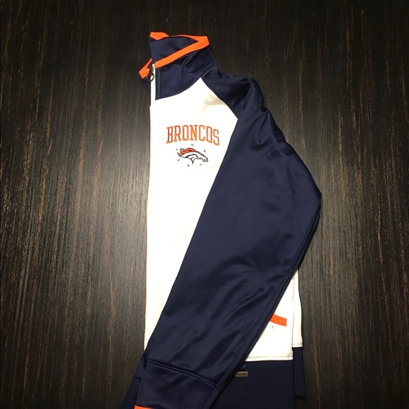 Women’s RBk NFL Jacket - Picture 3 of 8